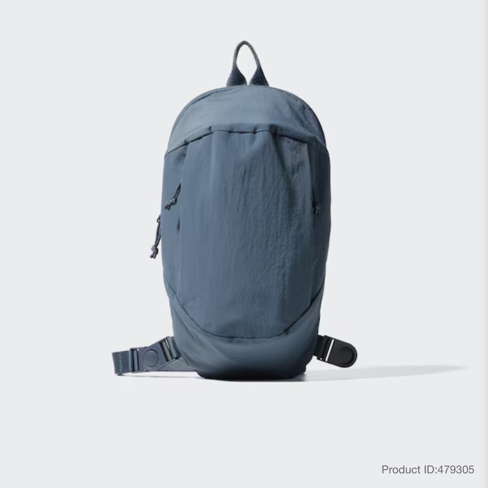 Uniqlo Men's Blue Backpack